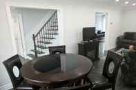 พื้นที่สาธารณะ QuickStay - Beautiful 5bdrm House in Vaughan