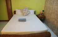 Kamar Tidur 7 Centillo Travellers Inn