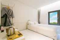 Kamar Tidur H Avenue Hotel Idae Shinchon