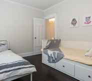 Bilik Tidur 6 Applewood Suites - Danforth Avenue