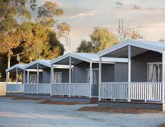 Exterior 2 Western Gums Tourist Park