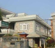 Exterior 4 Hotel Gurkha Haven