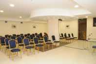 Functional Hall Melies Hotel