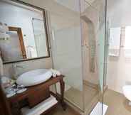 In-room Bathroom 4 Noblesse Boutique Hotel