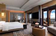 Bedroom 7 Shenzhen Marriott Hotel Golden Bay