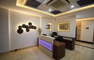 Lobby 6 Hotel Majestique pune