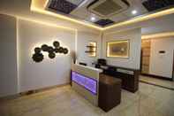 Lobby Hotel Majestique pune