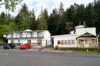 Exterior Sea Raven Motel