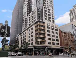Exterior 2 Meriton Suites Pitt Street, Sydney