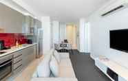 Kamar Tidur 4 Meriton Suites Campbell Street, Sydney