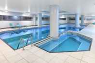 Kolam Renang Meriton Suites Bondi Junction