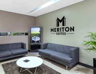 Lobi 2 Meriton Suites Zetland