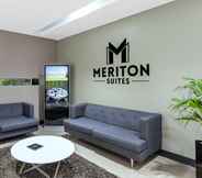 Lobby 4 Meriton Suites Zetland