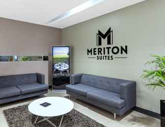 Lobby 2 Meriton Suites Zetland