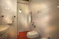 In-room Bathroom Verona For Rent Attico Arena