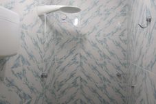 In-room Bathroom Summer Staying