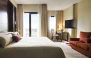 Kamar Tidur 5 DoubleTree by Hilton La Torre Golf & Spa Resort