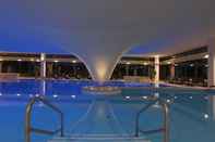 Swimming Pool Cliff Wellness Ferienwohnungen Ruegen