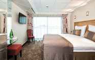 Bedroom 3 Crossgates Hotelship Hafen - Neuss
