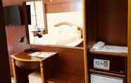 Bedroom 2 Grand Amisos Hotel
