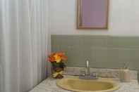 Phòng tắm bên trong Hotel Histórico - Hostel