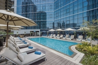 Kolam Renang TRYP by Wyndham Dubai