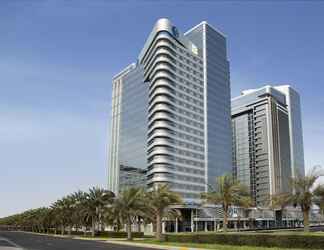 Exterior 2 Pearl Rotana Capital Centre