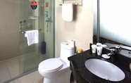 Toilet Kamar 3 GreenTree Inn Hefei Economic Development Zone Penglai Road Express Hotel