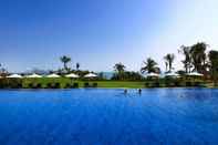 Swimming Pool Sanya Seacube Holiday Hotel