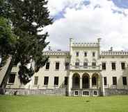 Exterior 2 Hotel Schloss Reichenow