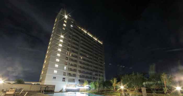 Kolam Renang The Forest Hotel Bogor