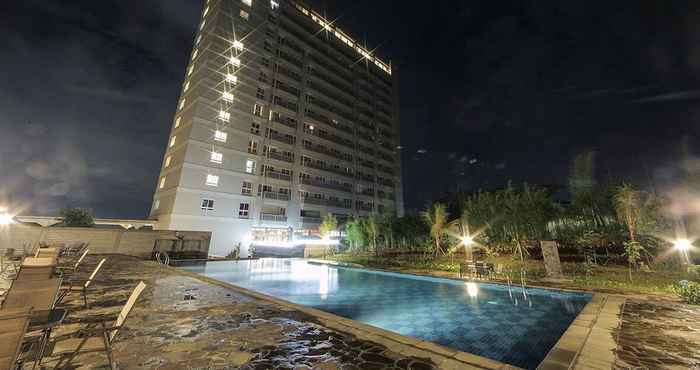 Swimming Pool The Forest Hotel Bogor