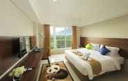 Bilik Tidur 6 The Forest Hotel Bogor