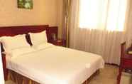 Bedroom 5 GreenTree Inn Bengbu Longhu Express Hotel