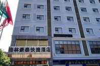 Bangunan GreenTree Inn Nanning Jiangnan Wanda Plaza Tinghong Road Express Hotel