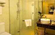 In-room Bathroom 4 GreenTree Shell Jinhua Yiwu International Commerce City Hotel