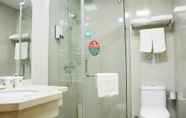 In-room Bathroom 3 GreenTree Inn Yancheng Yandu Bus Station Middle Daqing Road Express Hotel