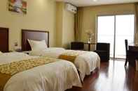 Bedroom GreenTree Inn TaiZhou JingJiang RenMin S Road ZhongXu Road Business Hotel