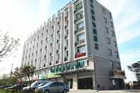 Luar Bangunan GreenTree Inn Suzhou Kunshan PL Xinxing Rd Express hotel