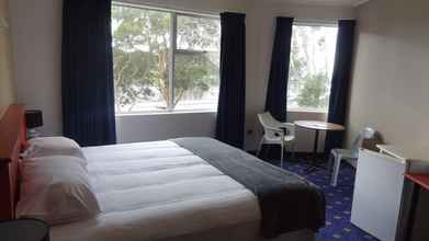 Kamar Tidur 4 The Wharf Hotel Wynyard