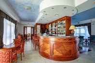 Bar, Kafe, dan Lounge Hotel La Castellana