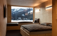 Bilik Tidur 3 Revier Mountain Lodge Lenzerheide