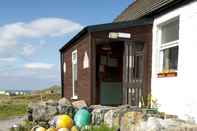 Exterior Achmelvich Beach Youth Hostel