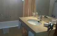 Toilet Kamar 6 Apartamentos Canyamel Classic