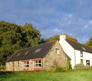 Exterior 2 Ratagan Youth Hostel