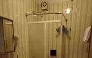 In-room Bathroom 6 Albergo Gufo Depandance