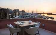 Kamar Tidur 3 Avra Apartments Venetian Harbour