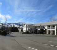 Exterior 3 Lake Cowichan Lodge