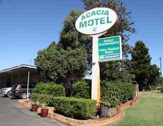 Exterior 2 Acacia Motel