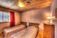 Bilik Tidur 5 Bed Blue Mountain Luxury Chalet with Hot Tub 159